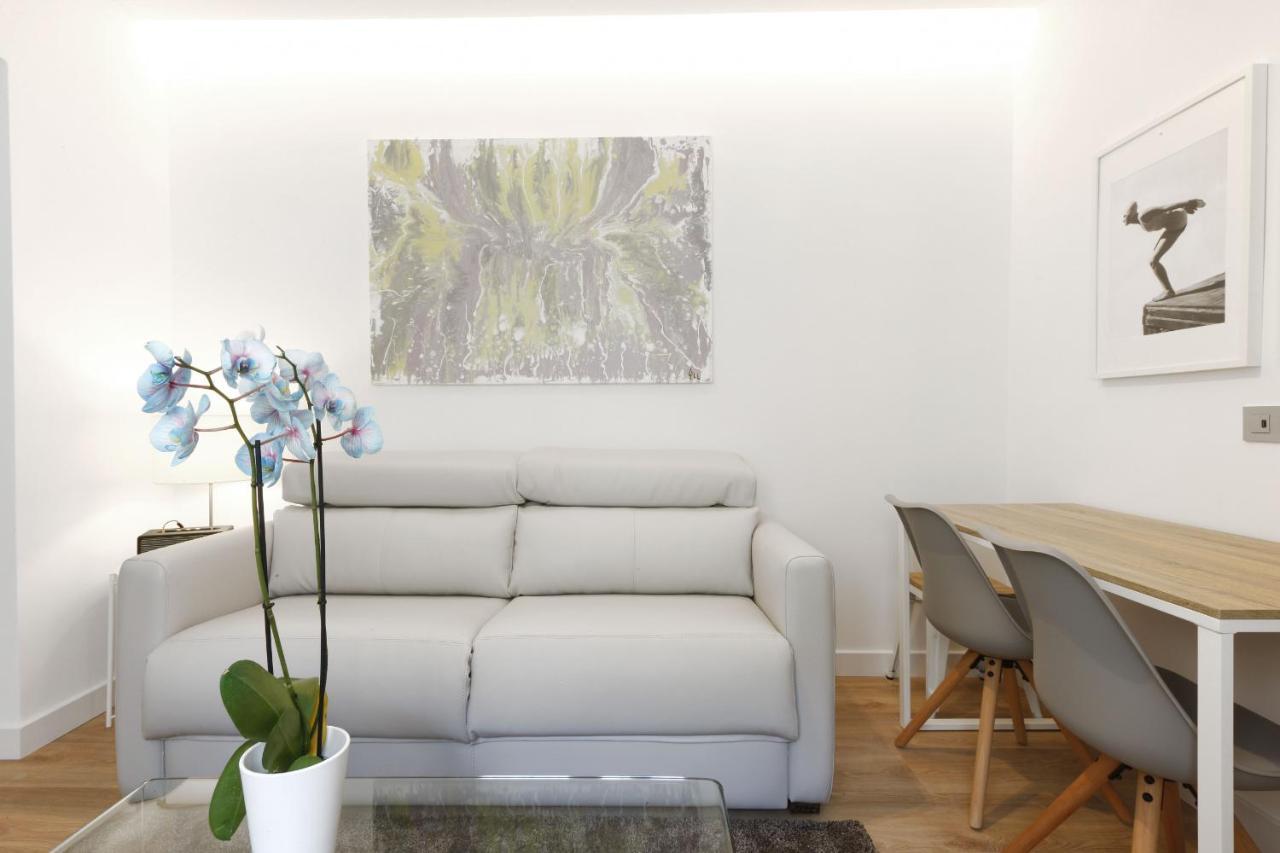 Angel Square Apartment Madrid Exterior foto